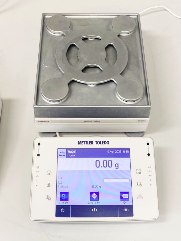 Mettler XPE6002S Precision Balance, max 6000g, d=0,01g, with RS232 and Bluetooth Option and BT-P42 Printer