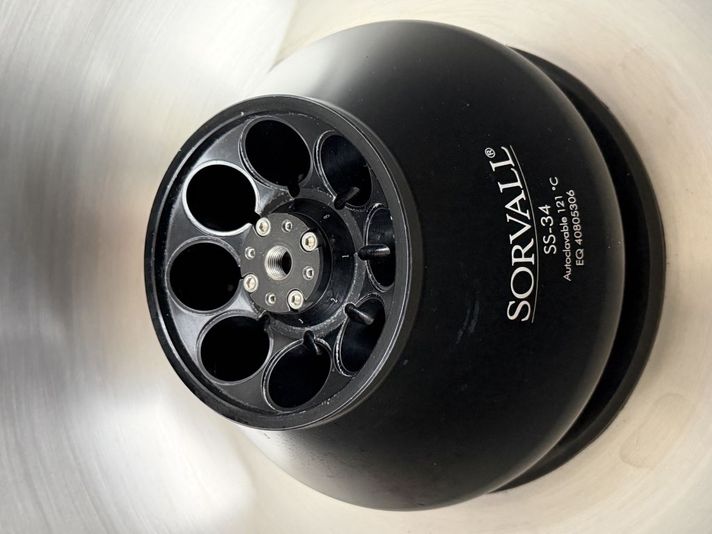 Thermo Sorvall RC6+ Plus Refrigerated Superspeed Centrifuge mit SS34 Festwinkelrotor