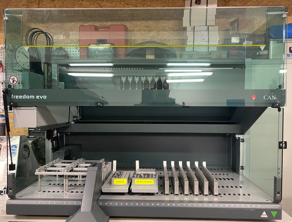 labstuff.eu Tecan Evo Pro II 150 Base with Software, Dongle, PosId3