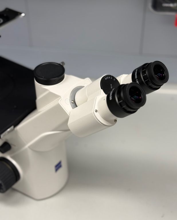 Zeiss Primovert ILED Auflicht, inverses Mikroskop mit 4 Objektiven, 4-10-20-40, binokularer Fototubus